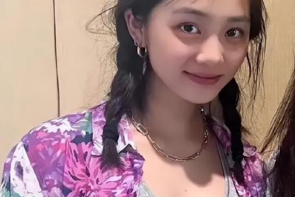 岳飞八字揭秘：从命理角度解析英雄的命运轨迹