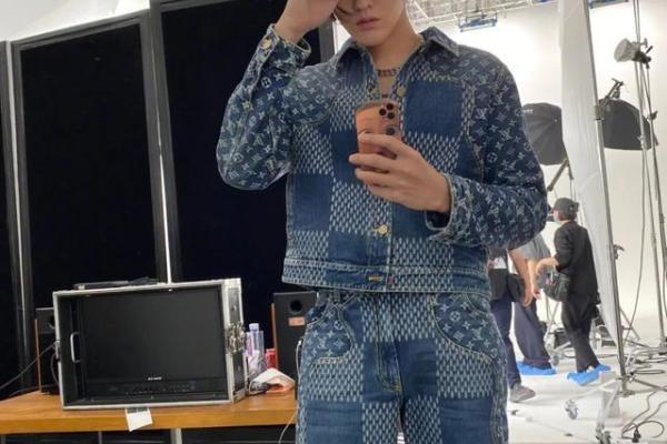 吴亦凡的面相：从面部细节看明星命运