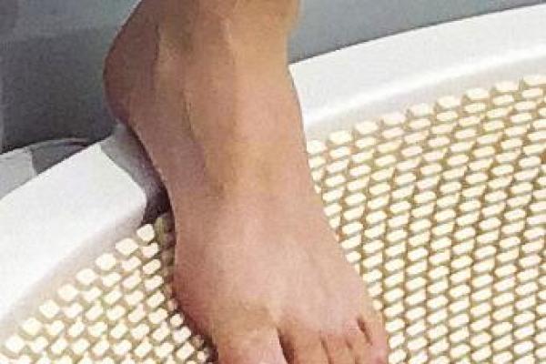 吴亦凡的面相：从面部细节看明星命运