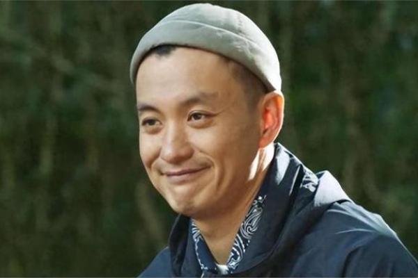 男人有酒窝面相是否更具魅力