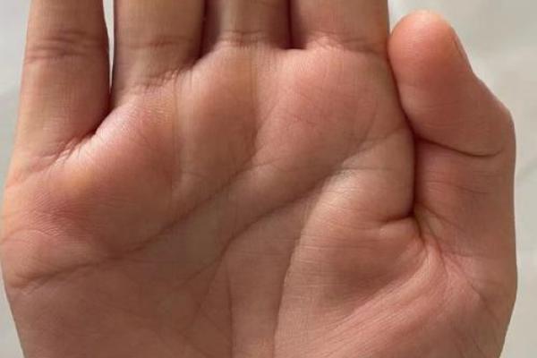 解读男人手相中的财富线与事业线