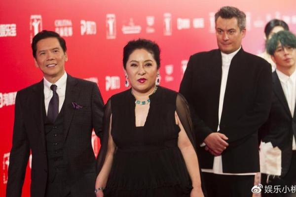 探索向华强面相的深层含义：成功与面部特征的关联