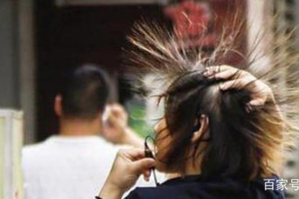 梦到头发掉落预示的潜在风险与心理状态