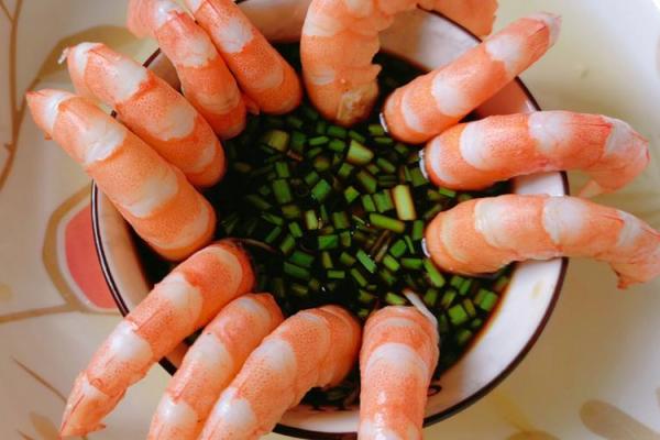 回族餐桌上的故事：美食与历史的交织