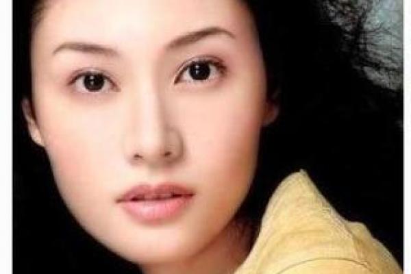 下巴短的女人面相好不好？从命理角度看短下巴的利与弊