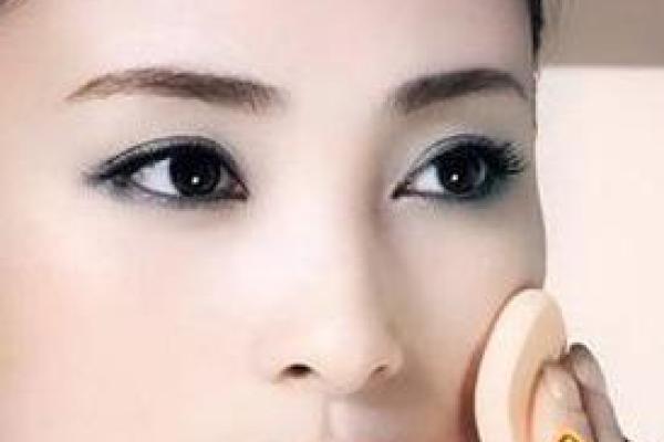 鼻尖如珠，面相富贵，揭秘鼻尖女人的神秘魅力！