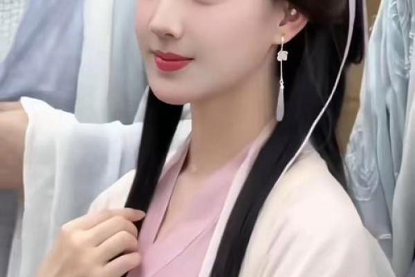 仙子翩翩，美名如梦：揭秘古代仙子名字大全