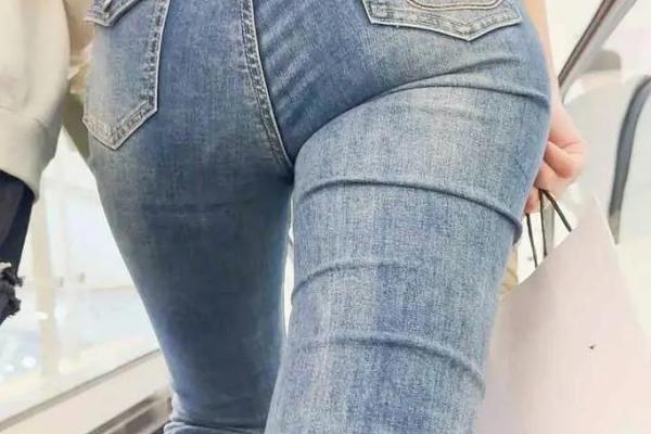 美臀女神：揭秘屁股面相背后的惊人秘密！