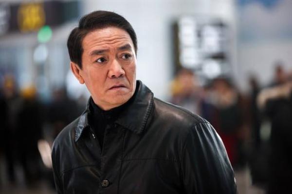 眉尾垂面，命运多舛的相术解析
