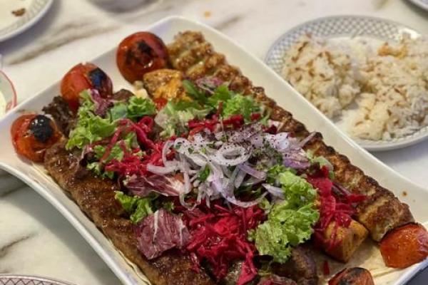 节庆乌克兰：民间艺术与美食盛宴