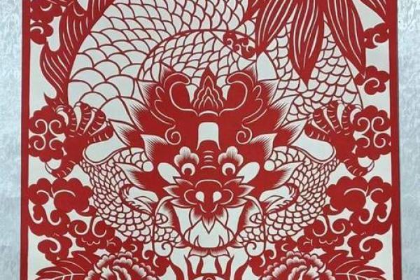 民间剪纸艺术：解读传统文化中的细腻与象征