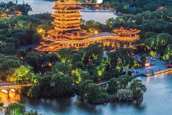 齐鲁文化的艺术特色与传统价值观探索