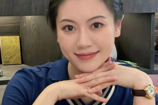 圆下巴女面相解析：福相旺夫的吉祥之相