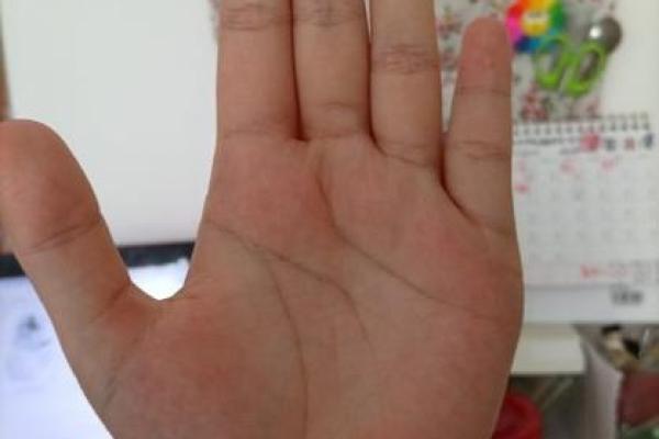 魅力满分，女性缘爆棚的神秘手相揭秘！