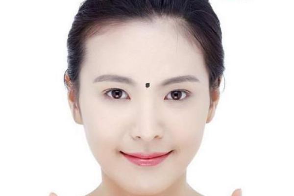 美丽加分项！女人身体上的痣相秘密