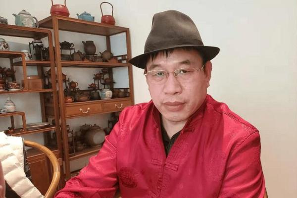 寻命理风水大师，传承千年智慧，年薪翻倍等你来！