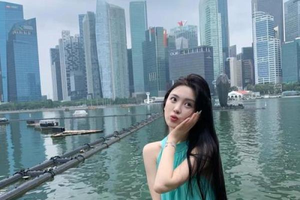 眼如秋水，面相清澈之秘