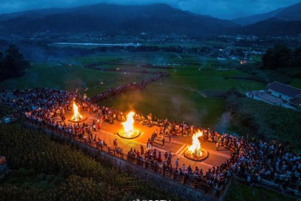 纳西古韵，火把节上的民族风情
